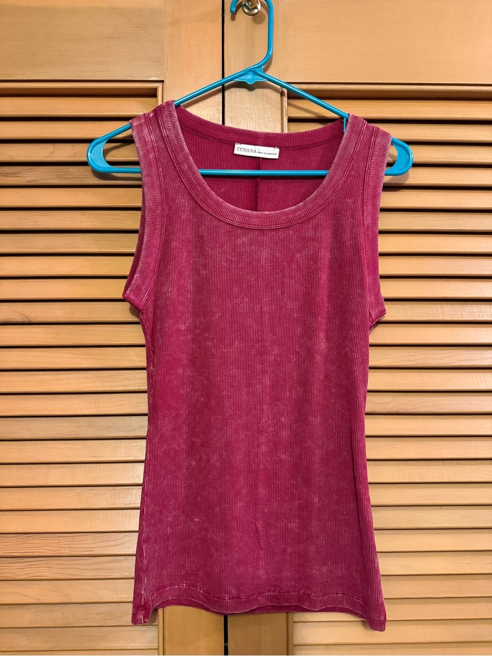 NWOT Zenana Outfitters Ribbed Tank Top in Berry